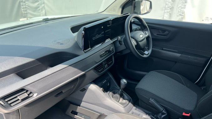 Ford Transit Courier Diesel 1.5 EcoBlue Trend Van - Image 9